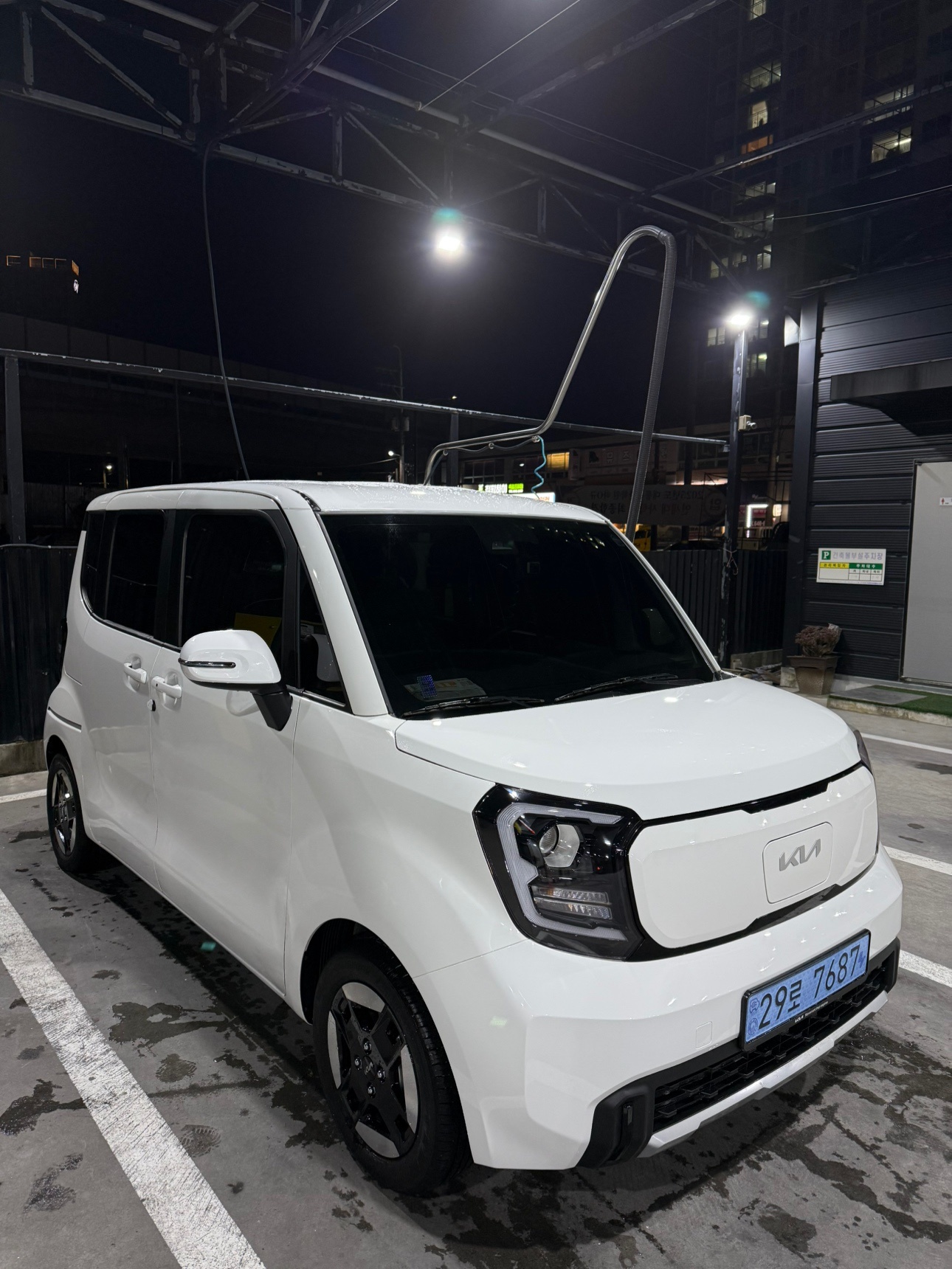 더 뉴 레이 PE2 TAM BEV(35.2 kWh) FWD 에어(205km) 매물 썸네일