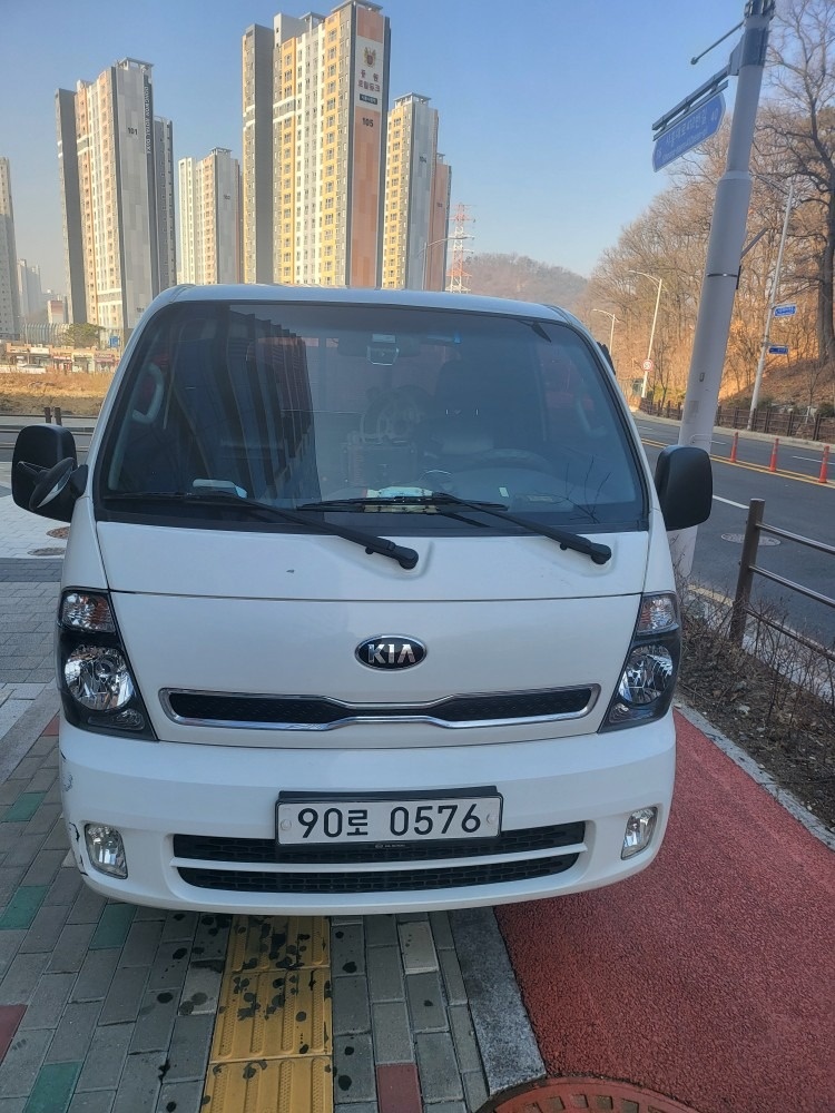 봉고 Ⅲ 1톤 PU 파워게이트 초장축 킹캡 CRDI 럭셔리 매물 썸네일