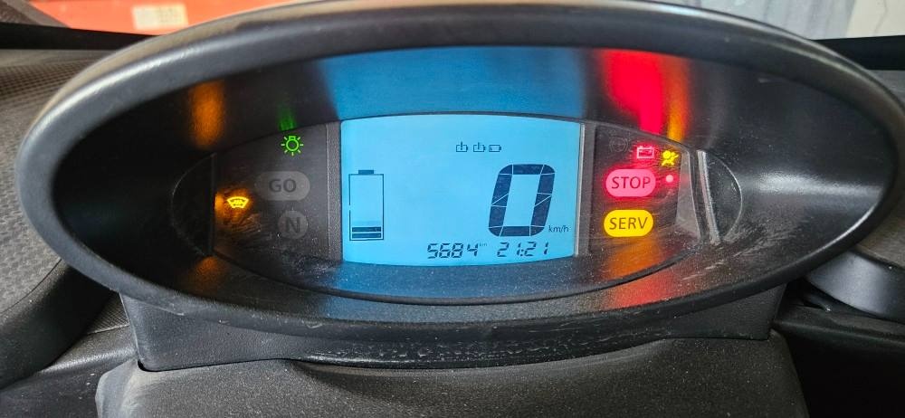 트위지 2인승(6.1KWh) 인텐스(55km) 매물 썸네일