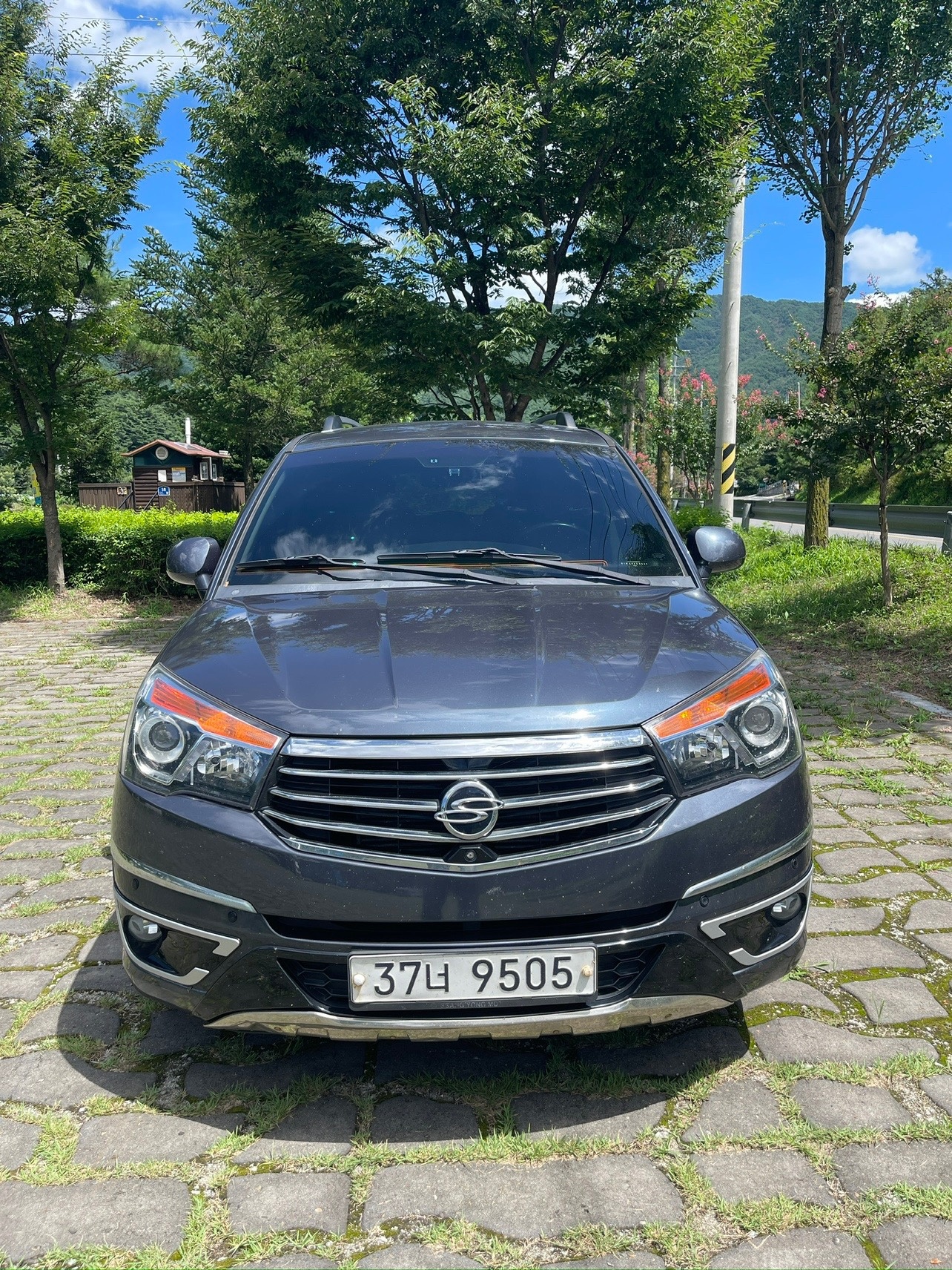 코란도 투리스모 A150 9인승(디젤 2.2) 4WD RX Plus 매물 썸네일