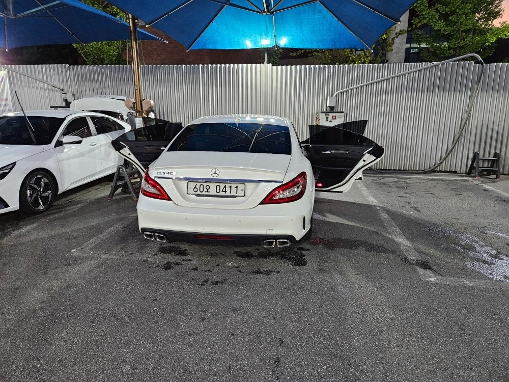 CLS 클래스 W218 CLS400 후기형 (333마력) 매물 썸네일