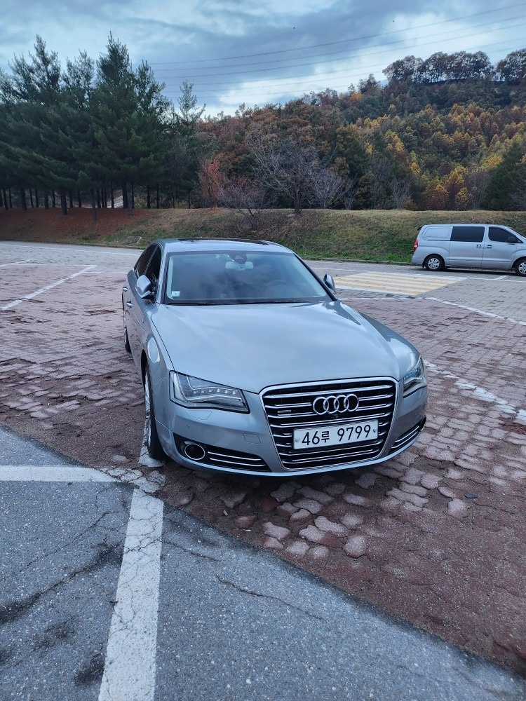 A8 D4/4H 4.2 TDI 콰트로 (351마력) 매물 썸네일