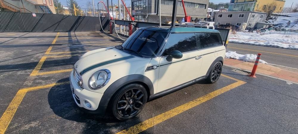 쿠퍼D Ⅱ R56 2.0d 클럽맨(3도어) (112마력) 매물 썸네일