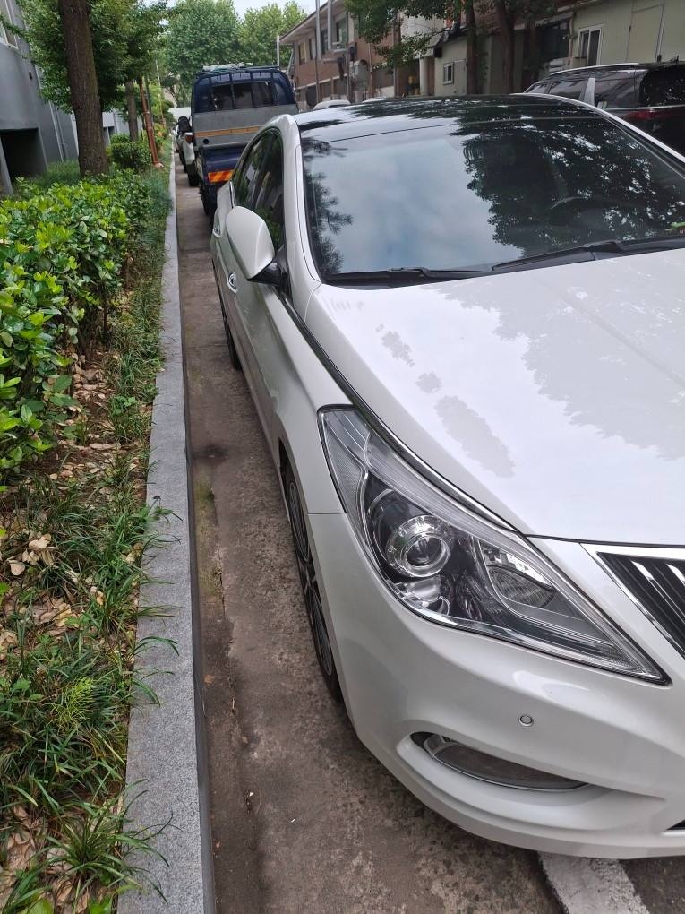 그랜저 HG LPl HG300 렌트카 FWD 프리미엄 매물 썸네일