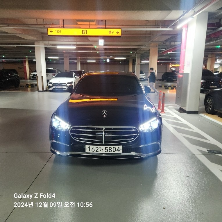 E 클래스 W213 E300 e 4Matic 전기형 (211마력) 익스클루시브 매물 썸네일