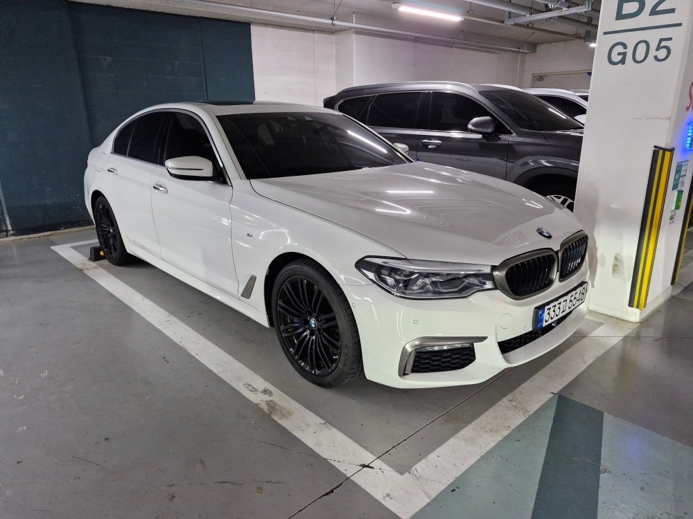 5시리즈 G30 540 i xDrive (340마력)M 스포츠 플러스 매물 썸네일