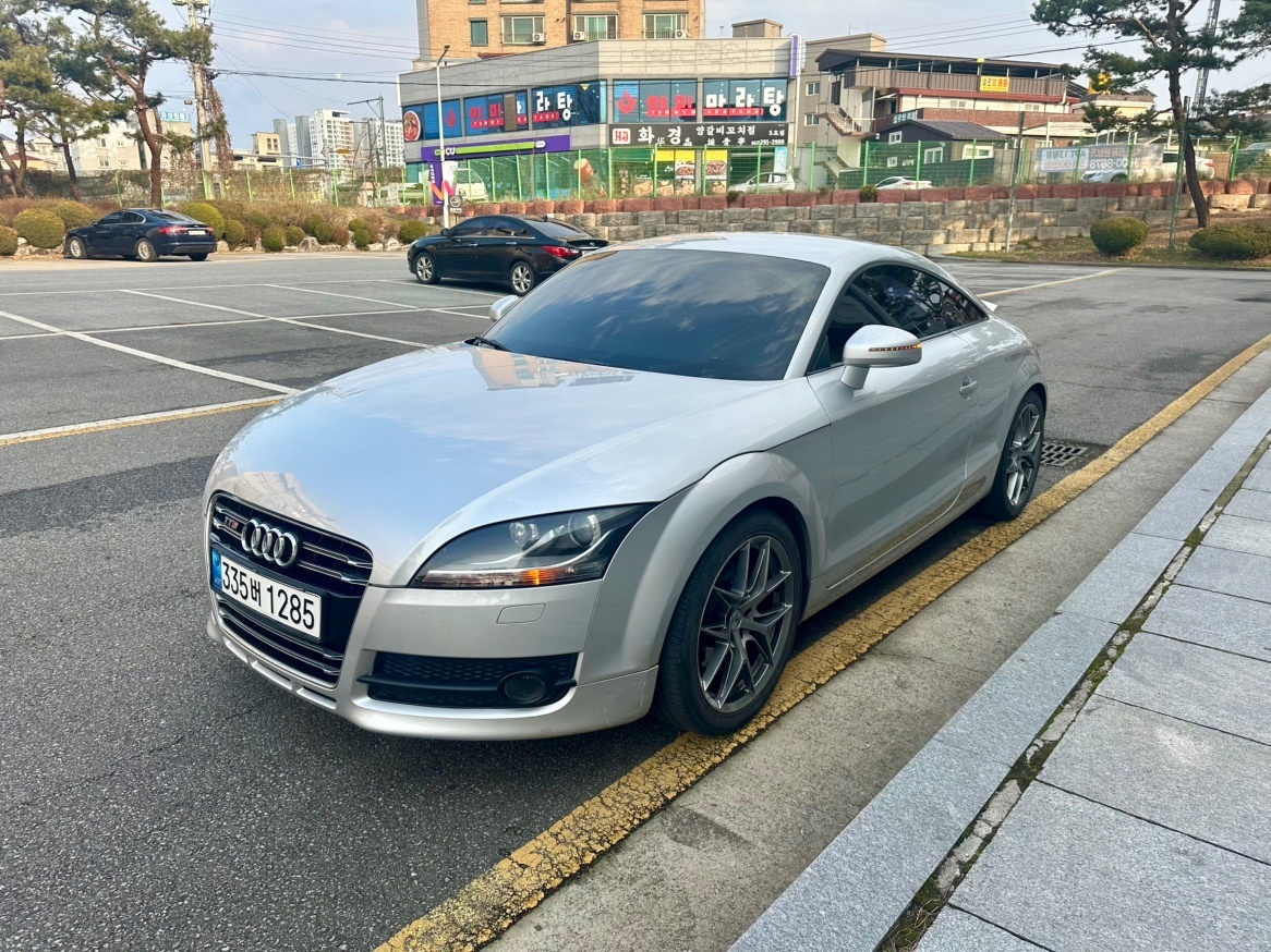 TT 8J 2.0 TFSI 쿠페 (200마력) 매물 썸네일