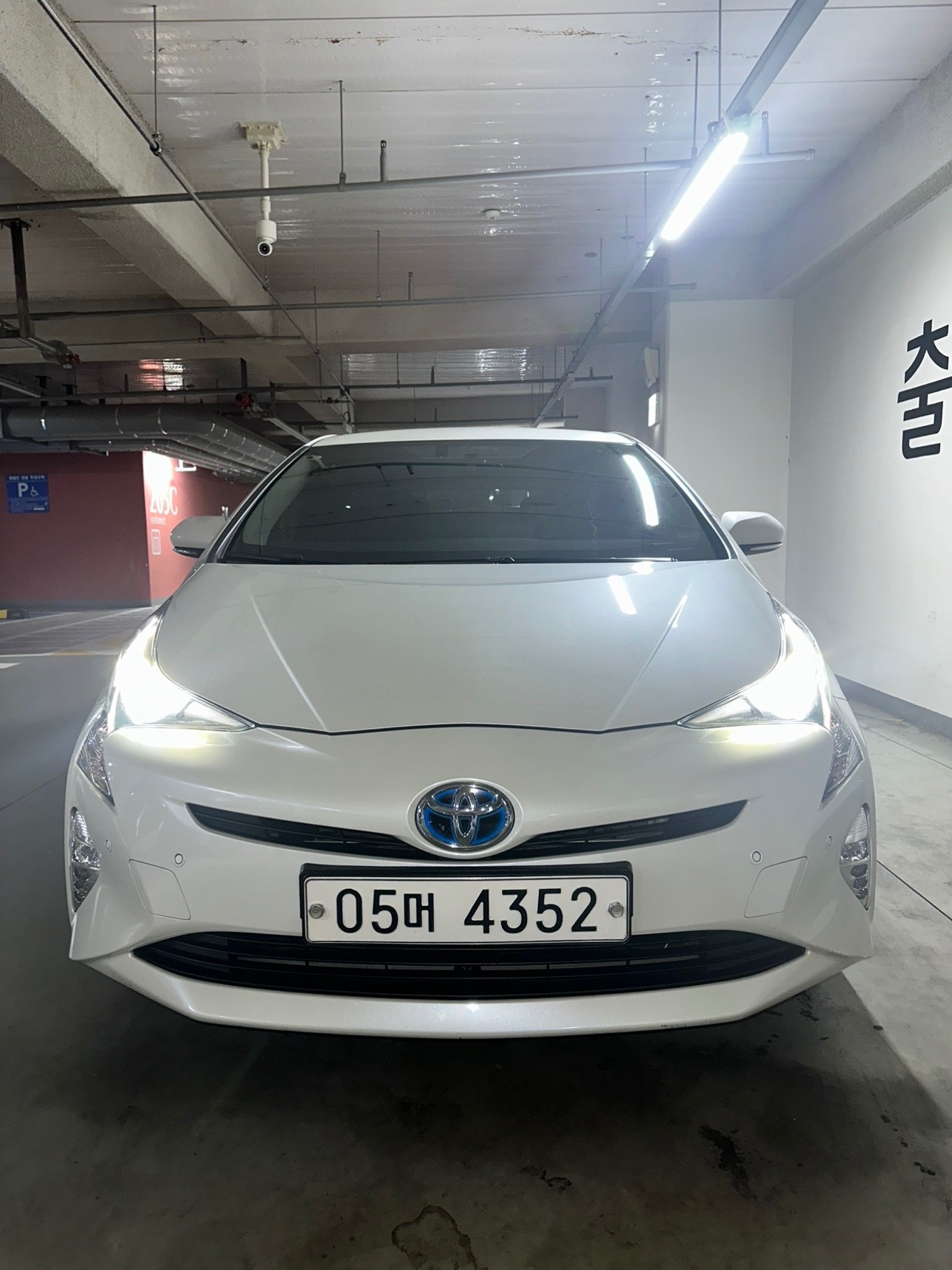 프리우스 XW50 HEV 1.8 AWD (122마력) 매물 썸네일
