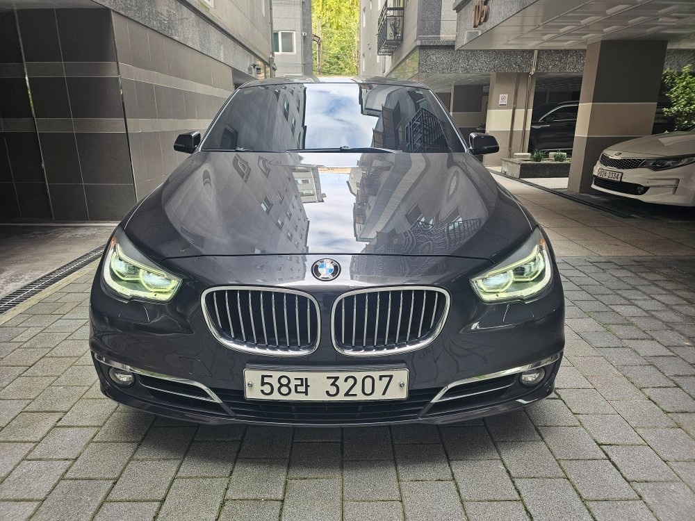 5시리즈 GT F07 GT 530d xDrive 페이스리프트 (258마력) 매물 썸네일