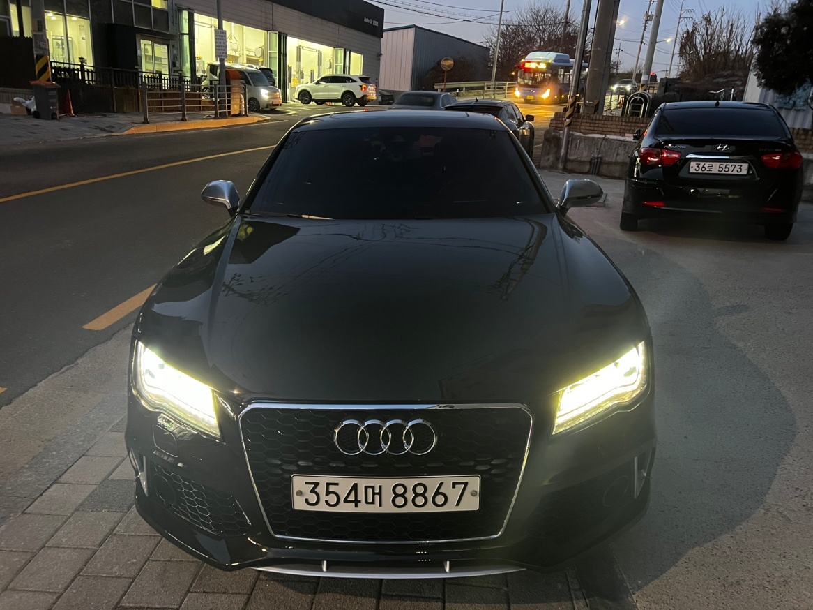 A7 Sportback 4G8 3.0 TFSI 콰트로 (310마력)프레스티지 매물 썸네일