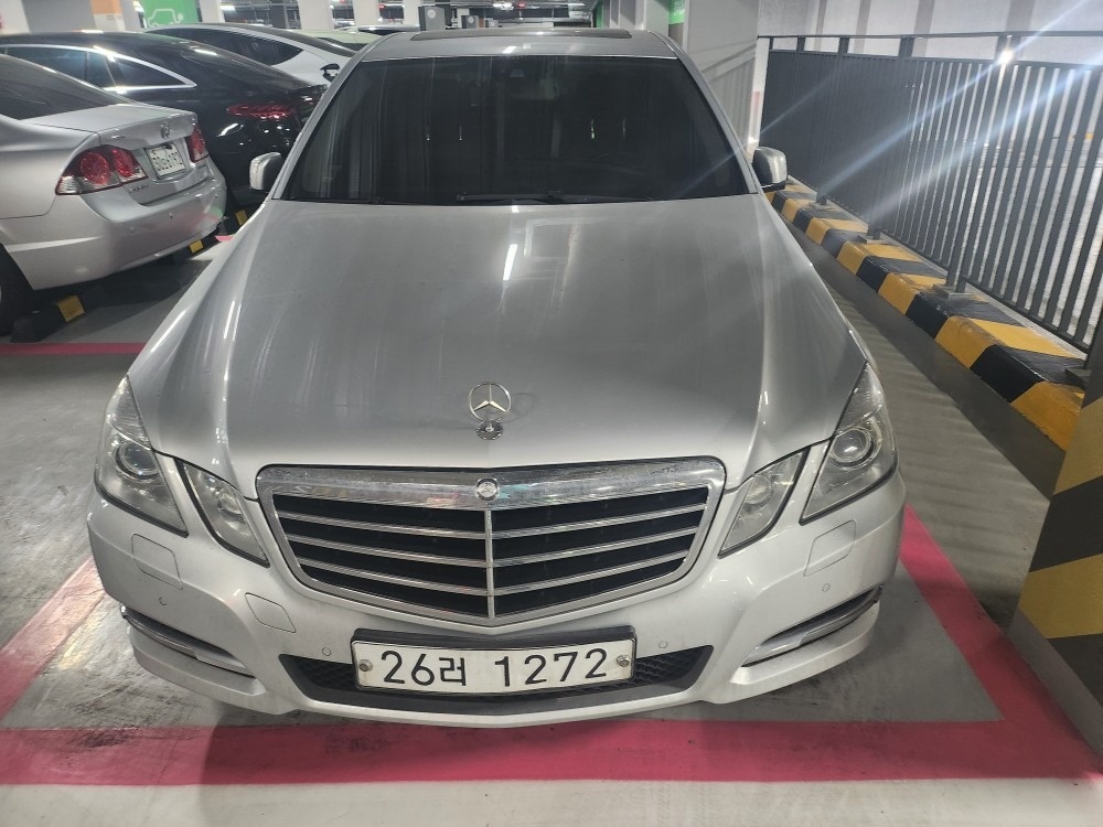 E 클래스 W212 E220 CDI 전기형 (170마력)아방가르드 매물 썸네일