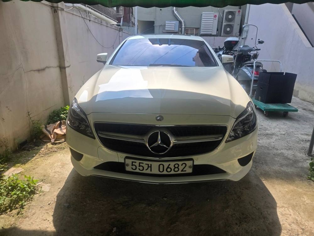 CLS 클래스 W218 CLS250 d 4Matic 후기형 (204마력) 매물 썸네일