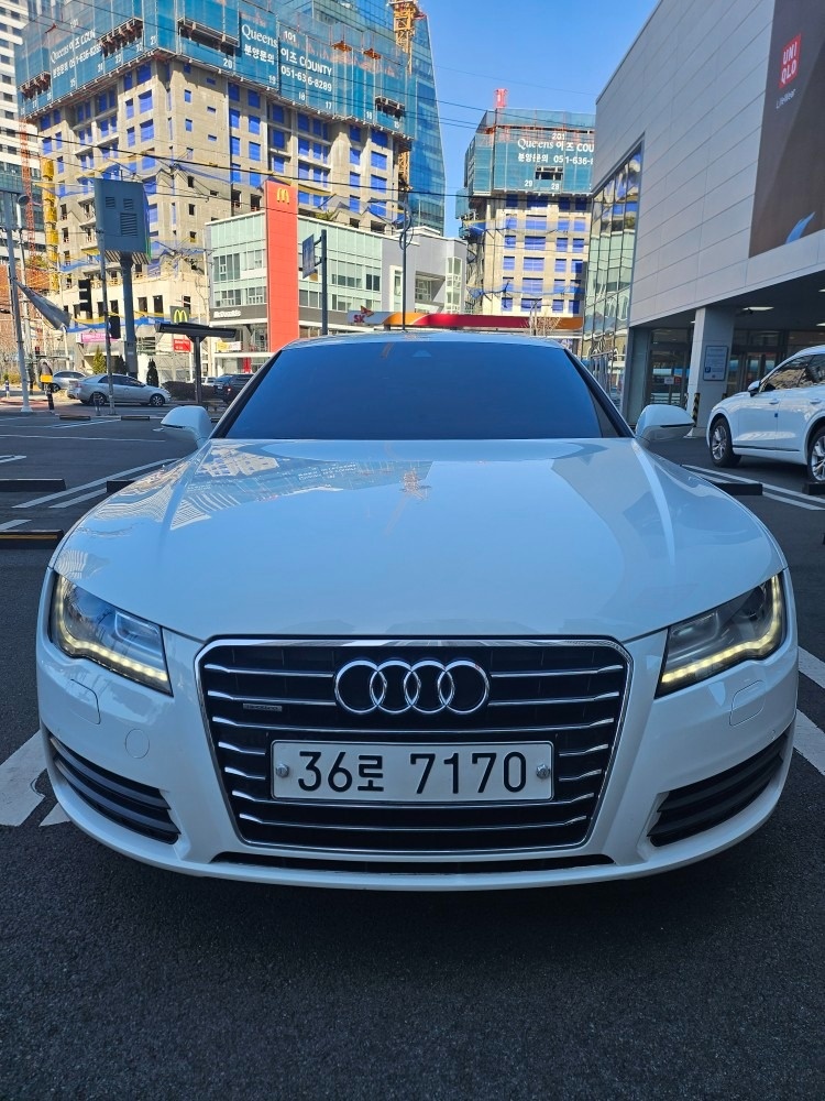 A7 Sportback 4G8 3.0 TFSI 콰트로 (310마력) 매물 썸네일