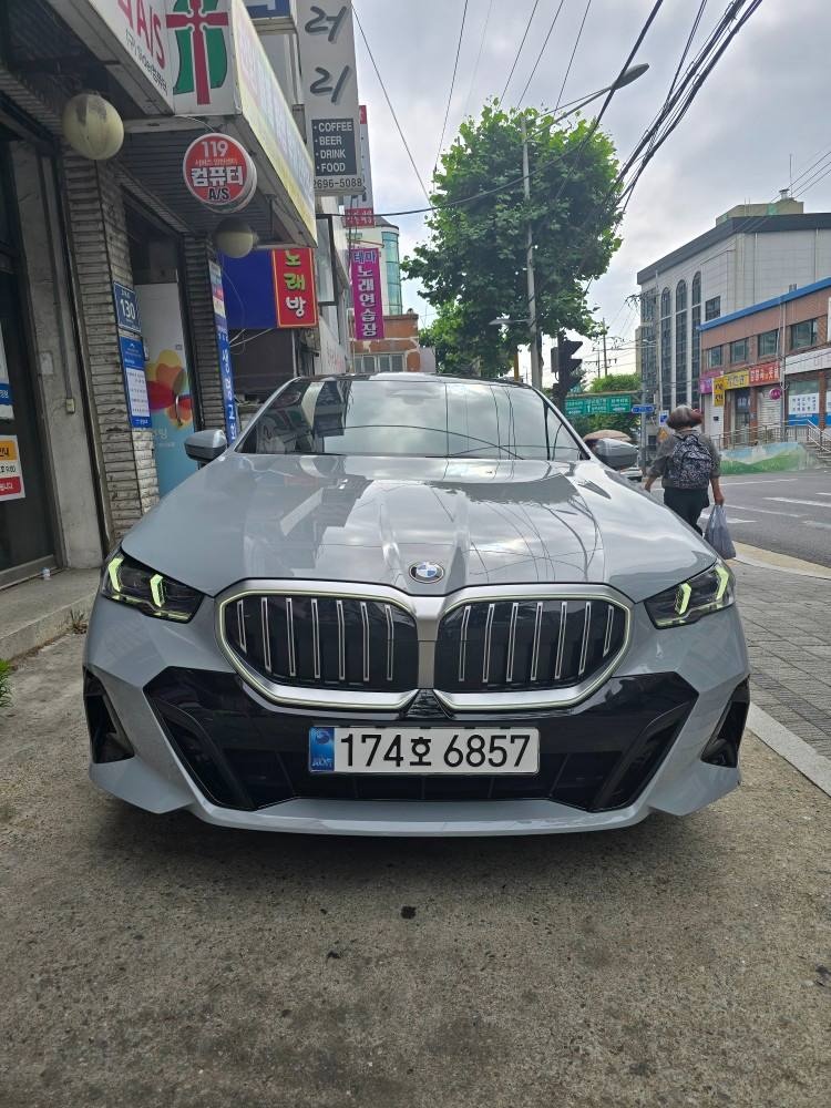 5시리즈 G60 520 i 전기형 (190마력)M 스포츠 매물 썸네일
