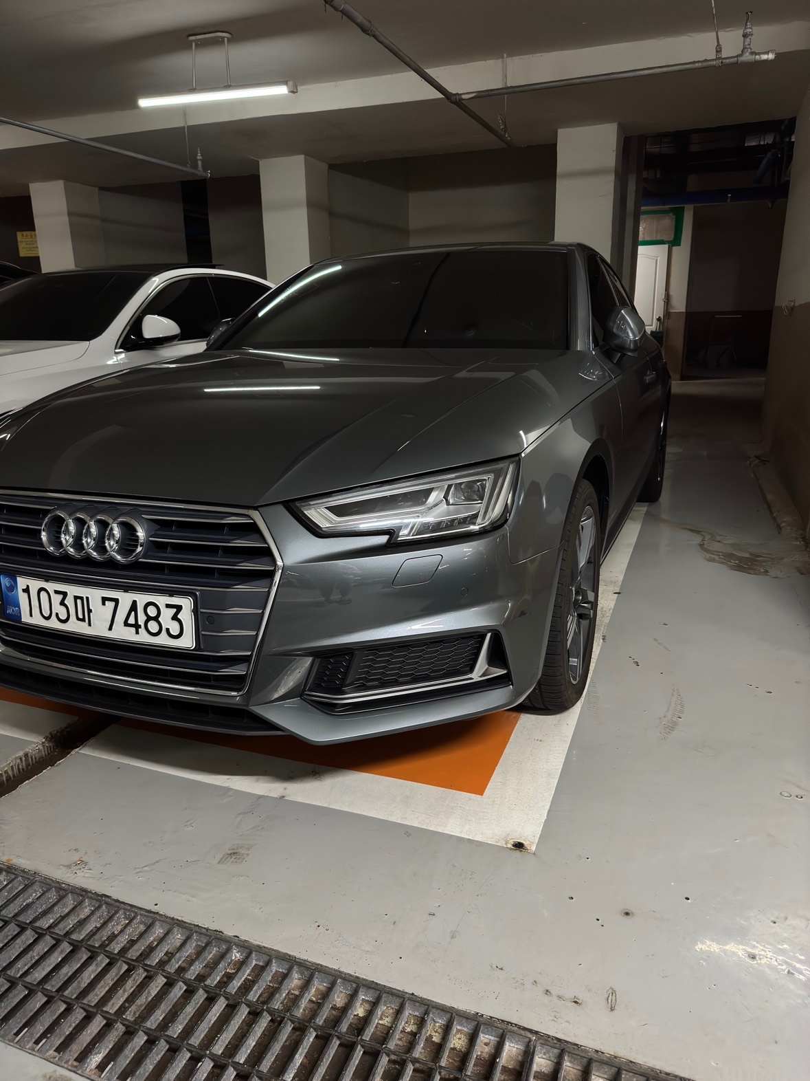 A4 B9/8W 40 TFSI 후기형 (190마력)프리미엄 매물 썸네일