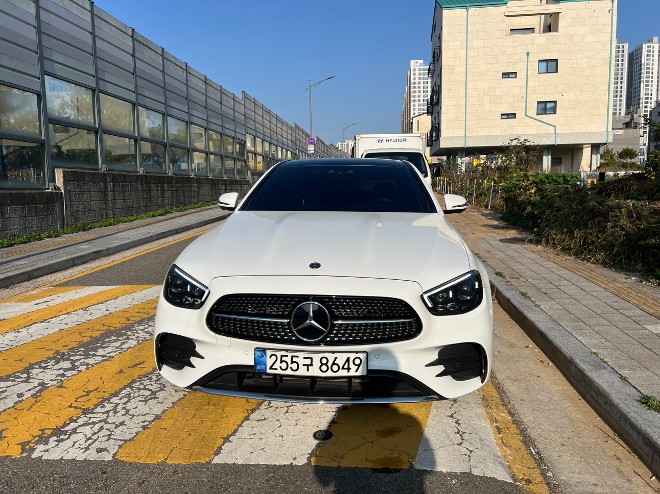 E 클래스 W213 E350 4Matic 후기형 (299마력) 매물 썸네일