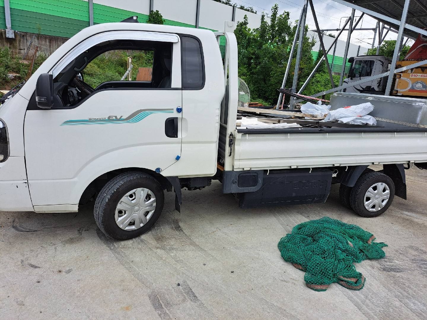 더 뉴 봉고 Ⅲ 1톤 PU BEV 초장축 킹캡 GLS 매물 썸네일