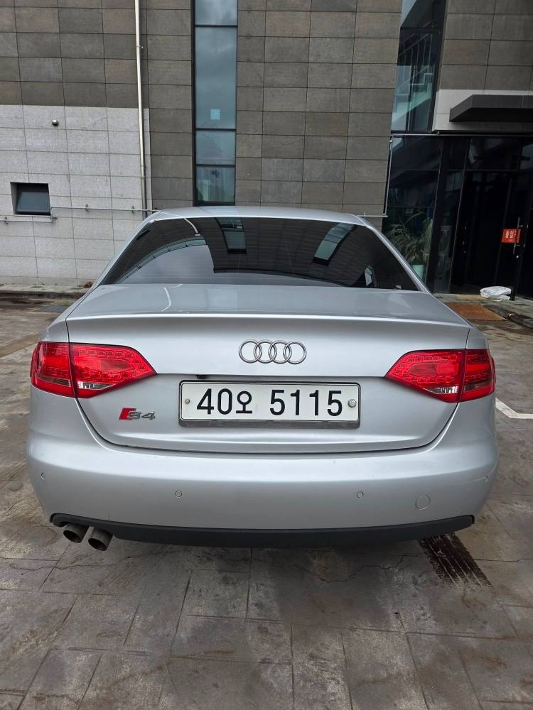 A4 B8/8K 2.0 TFSI (211마력) 매물 썸네일