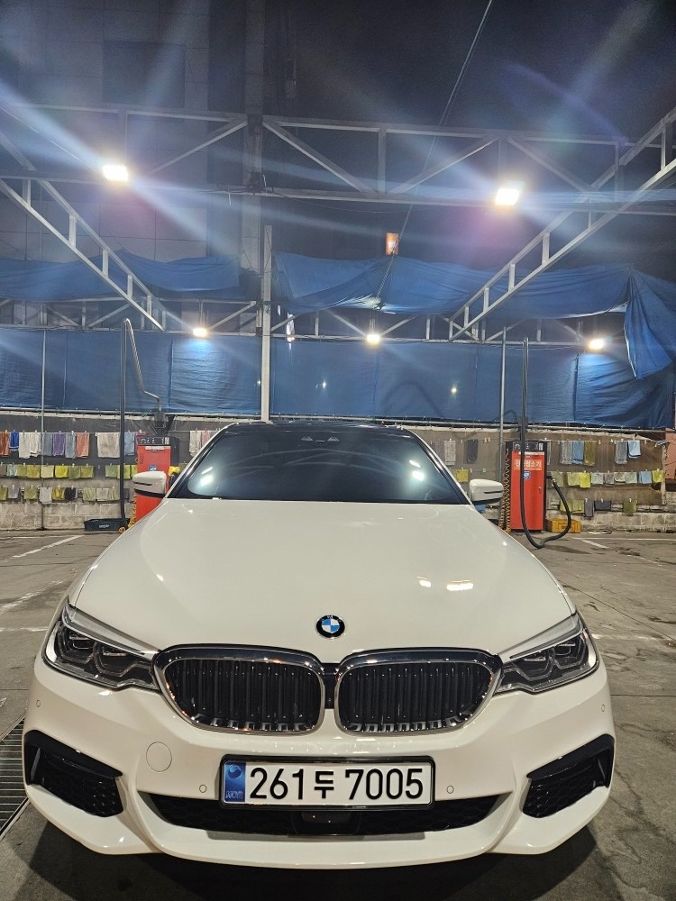 5시리즈 G30 530 i xDrive (252마력)M 스포츠 플러스 매물 썸네일