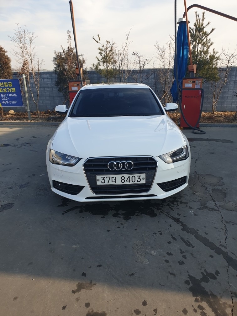 A4 B8/8K 2.0 TDI (150마력) 매물 썸네일