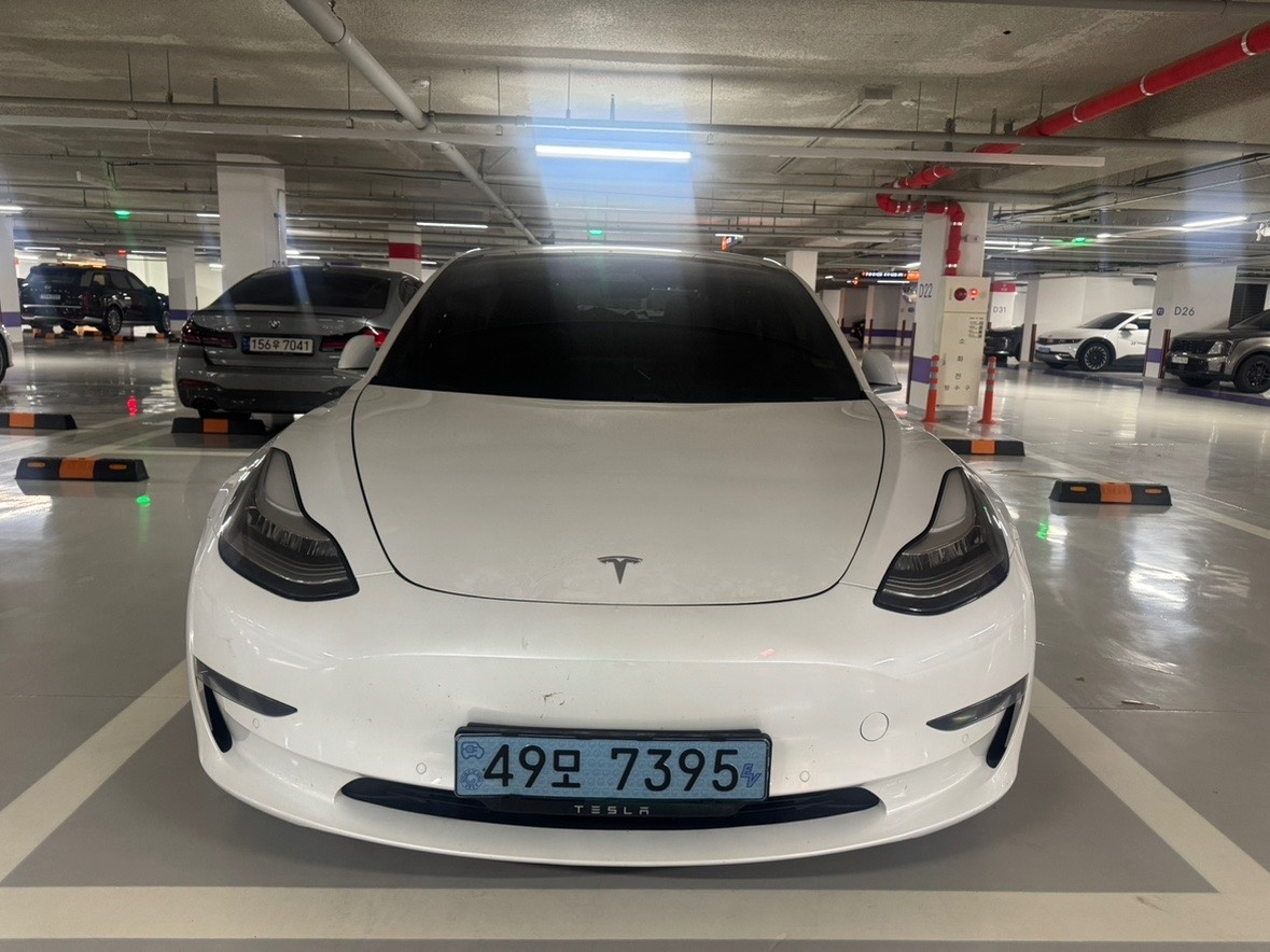 모델 3 BEV(75kWh) AWD 롱 레인지 매물 썸네일