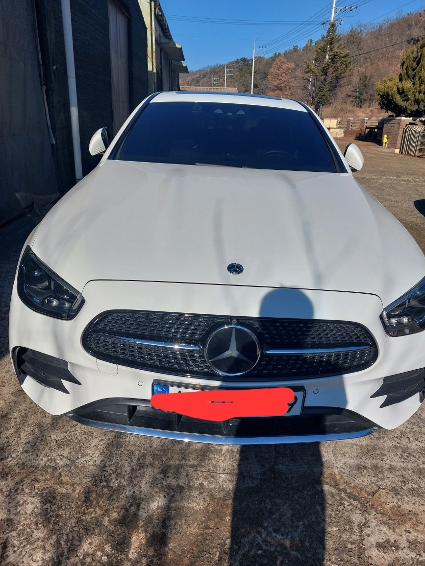 E 클래스 W213 E220 d 4Matic 후기형 (194마력)AMG Line 매물 썸네일