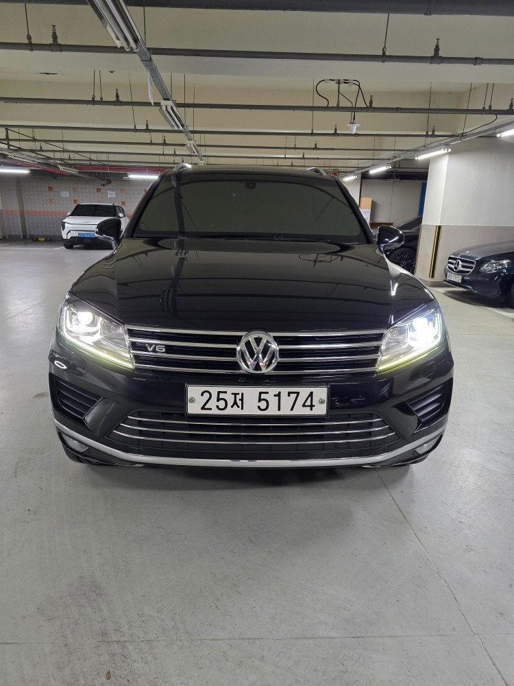 투아렉 Ⅱ 7P V6 3.0 TDI BMT (262마력) 매물 썸네일