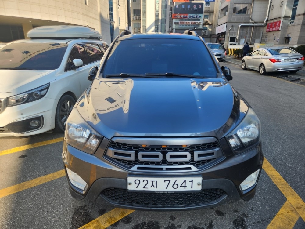 코란도 스포츠 Q150 5인승(CX7 2.0) 4WD 어드벤처 60th 에디션 매물 썸네일