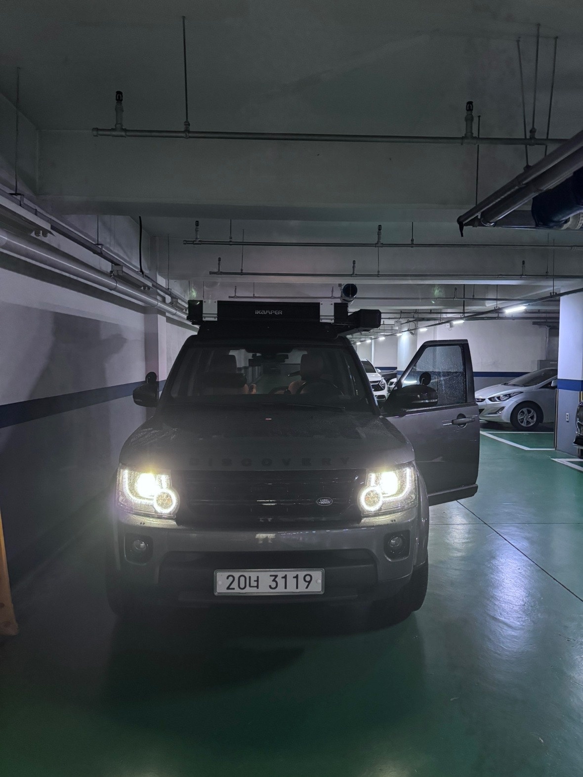 디스커버리 4 L319 3.0 SD V6 매물 썸네일