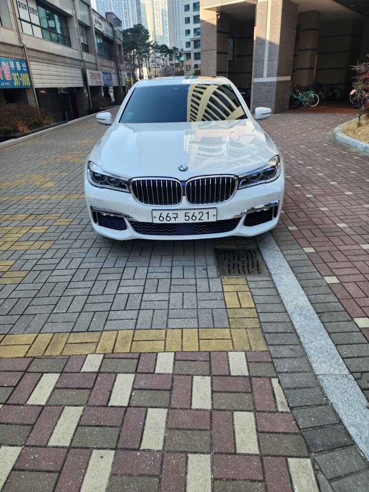 7시리즈 G11 730Ld xDrive 전기형 (265마력)M Sport 매물 썸네일