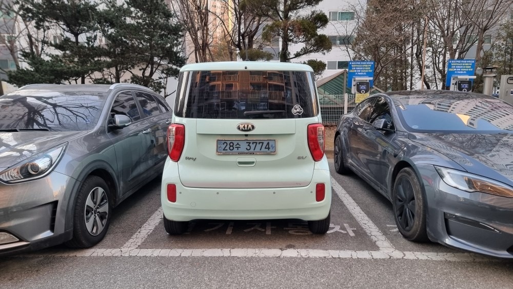 레이 TAM BEV(50kWh/91km) 기본형 매물 썸네일