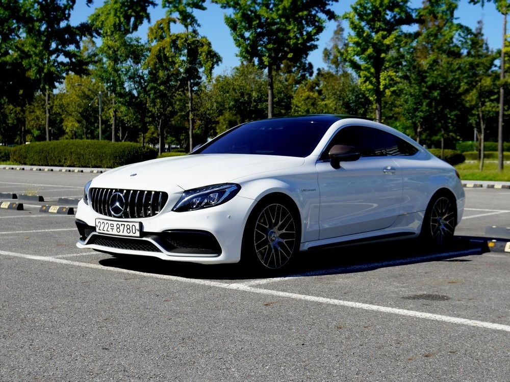 C 클래스 W205 C63 amg Coupe (476마력) 매물 썸네일