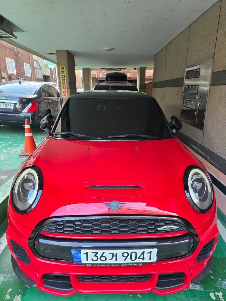 쿠퍼S Ⅲ F56 2.0s 쿠퍼(3도어) 전기형 (231마력)JCW 매물 썸네일