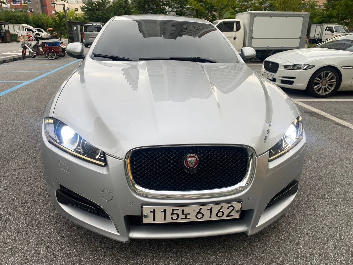 XF X250 3.0 SC 럭셔리 매물 썸네일