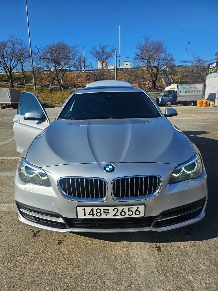 5시리즈 F10 520d xDrive (184마력) 매물 썸네일