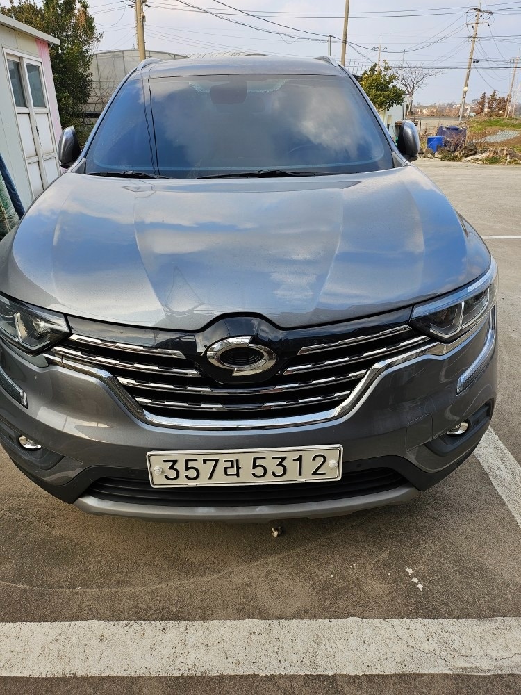 QM6 HZG 5인승(디젤 2.0) 4WD RE 플러스 매물 썸네일