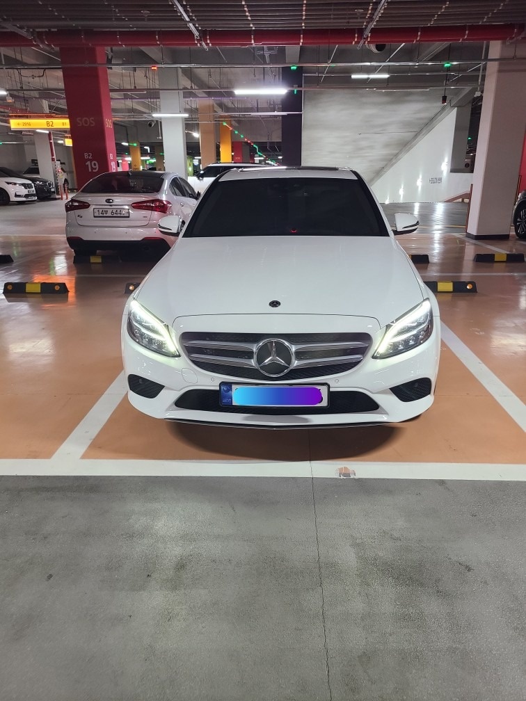 C 클래스 W205 C220 d 4Matic (194마력) 매물 썸네일