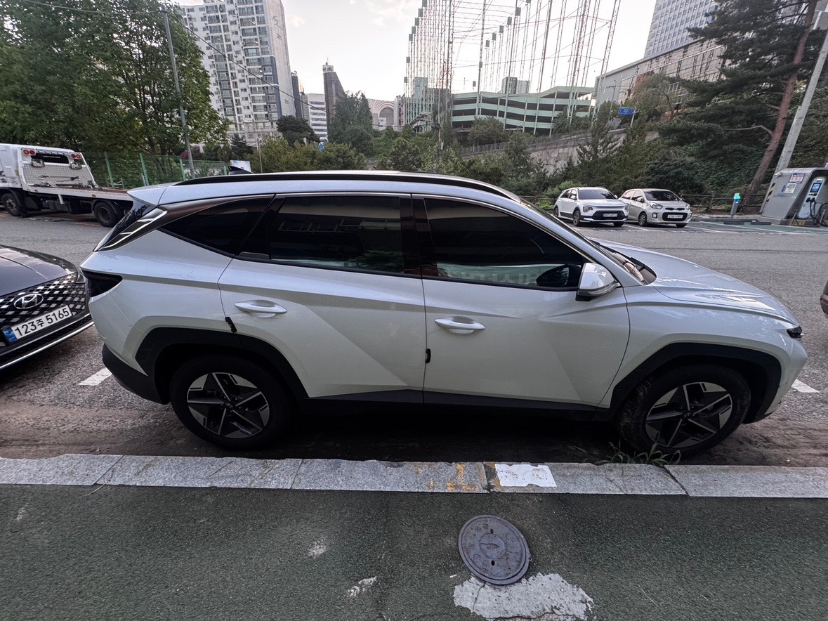 더 뉴 투싼 NX4 5인승(HEV 1.6) FWD 인스퍼레이션 매물 썸네일