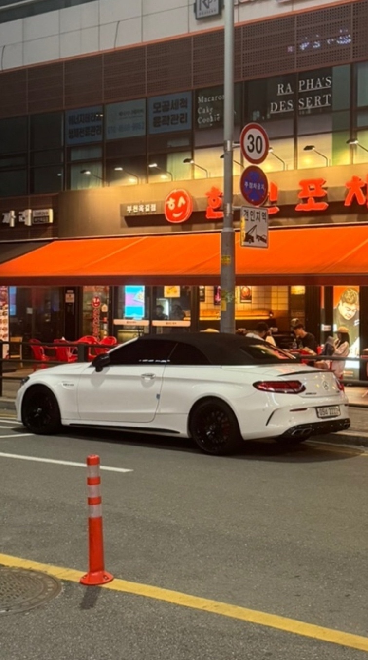 C 클래스 W205 C63 amg 카브리올레 (476마력)AMG Line 매물 썸네일