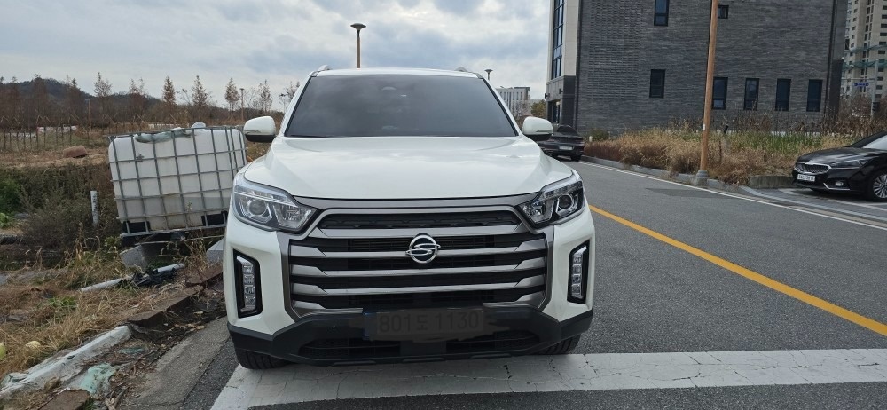 더 뉴 렉스턴 스포츠 Q215 5인승(디젤 2.2) 4WD 프레스티지 매물 썸네일