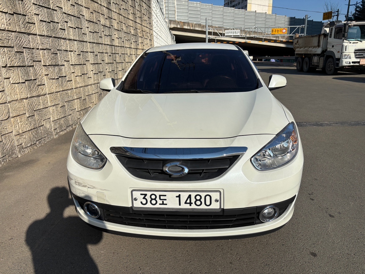 뉴 SM3 L38 가솔린 1.6 FWD SE 매물 썸네일