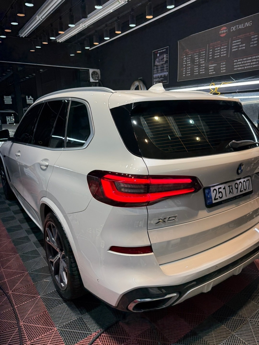 X5 G05 40 i xDrive 후기형 (381마력)M 스포츠 매물 썸네일