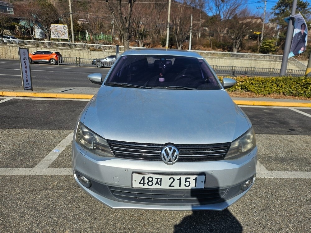 제타 Ⅵ 2.0 TDI (140마력) 매물 썸네일