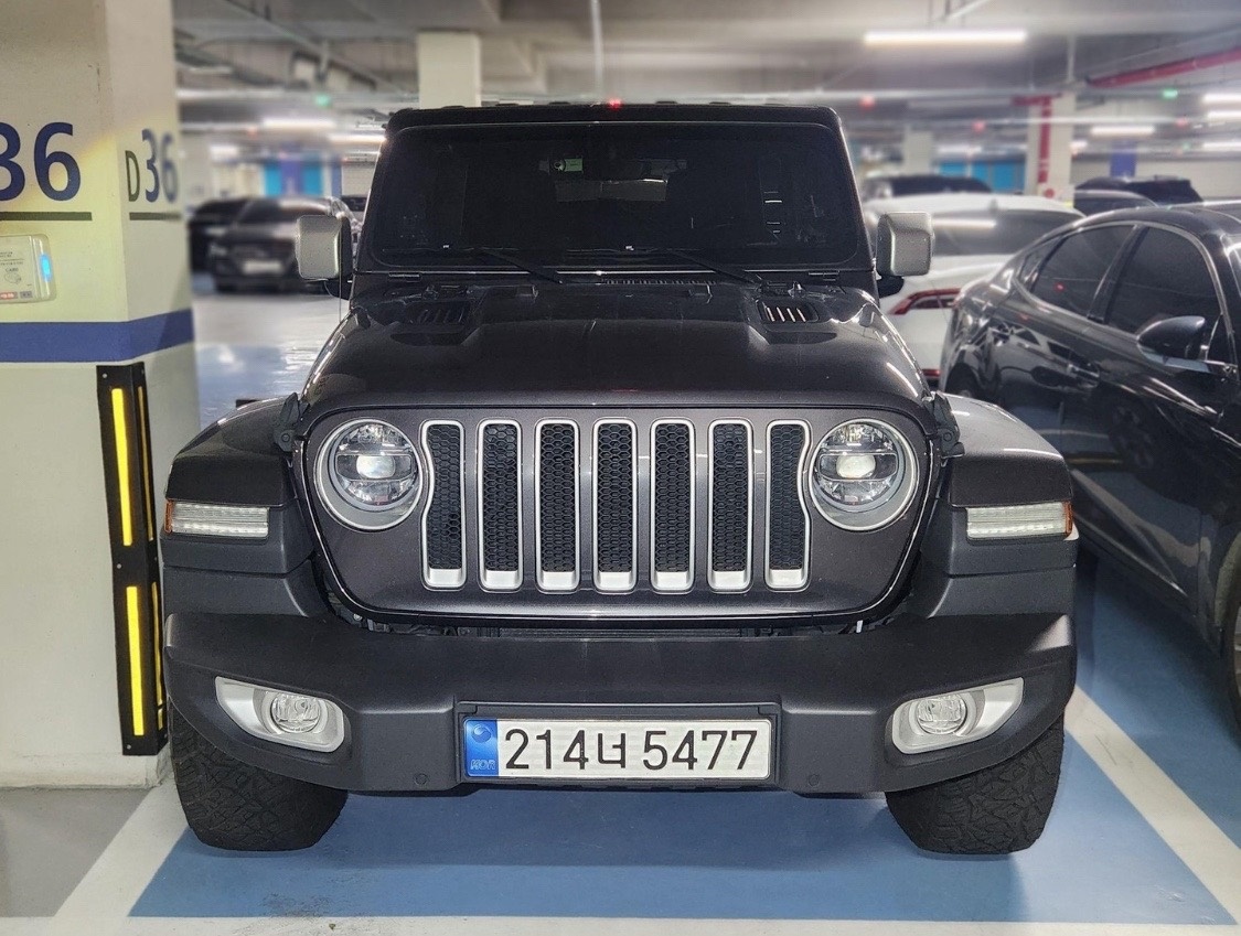 랭글러 JL 4도어 2.0 터보 4WD 사하라 매물 썸네일