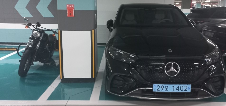 EQE SUV X294 EQE500 4Matic 전기형 (401km) 매물 썸네일
