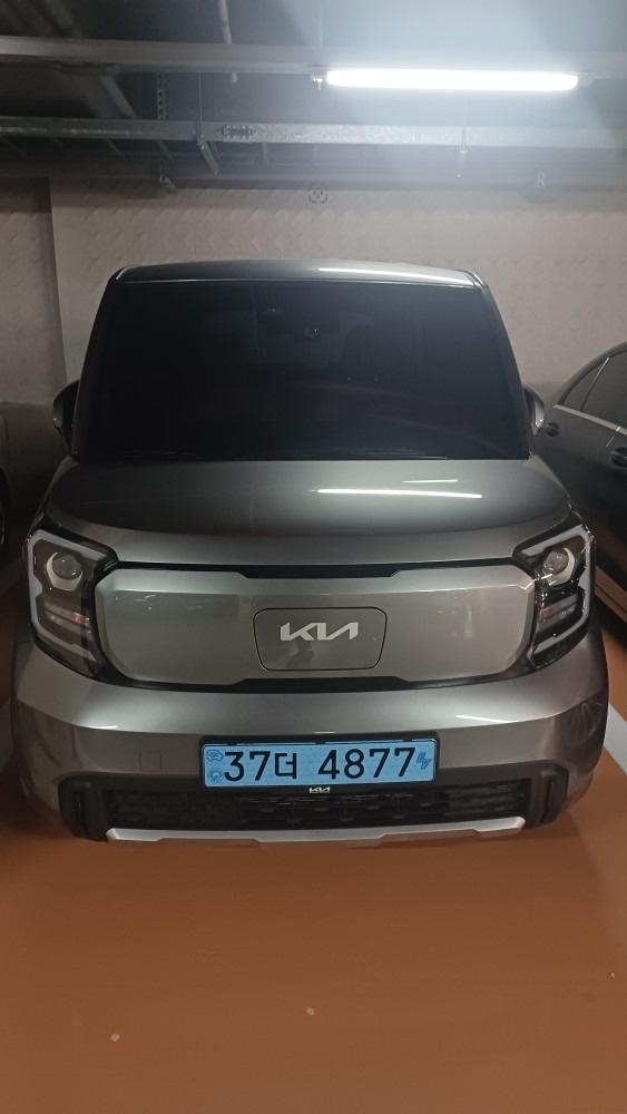 더 뉴 레이 PE2 TAM BEV(35.2 kWh) FWD 에어(205km) 매물 썸네일