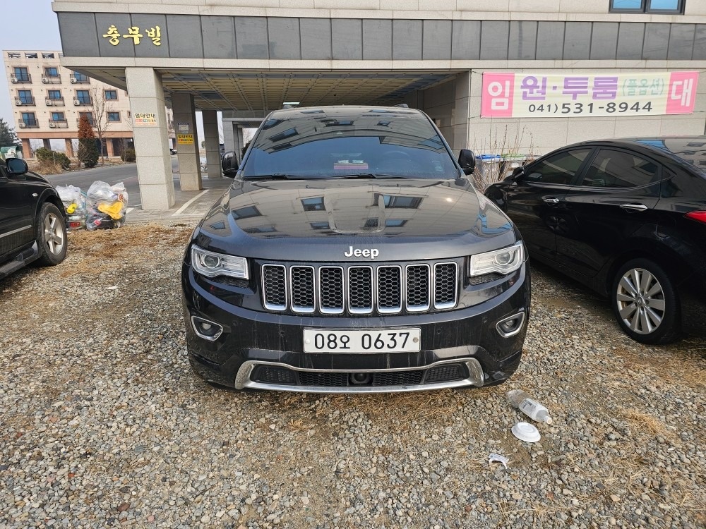 그랜드 체로키 WK 3.0 (V6 CRDI) 4WD 오버랜드 매물 썸네일