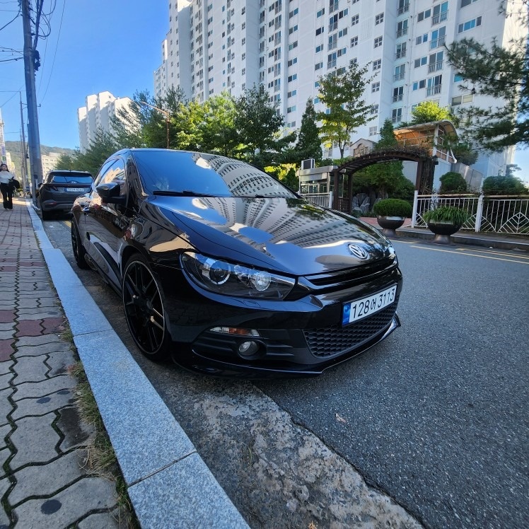 시로코 3세대 2.0 TDI R-Line 매물 썸네일