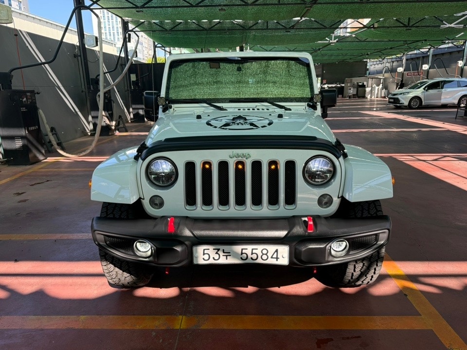 랭글러 JK 가솔린 3.6 4WD 사하라 4도어 매물 썸네일