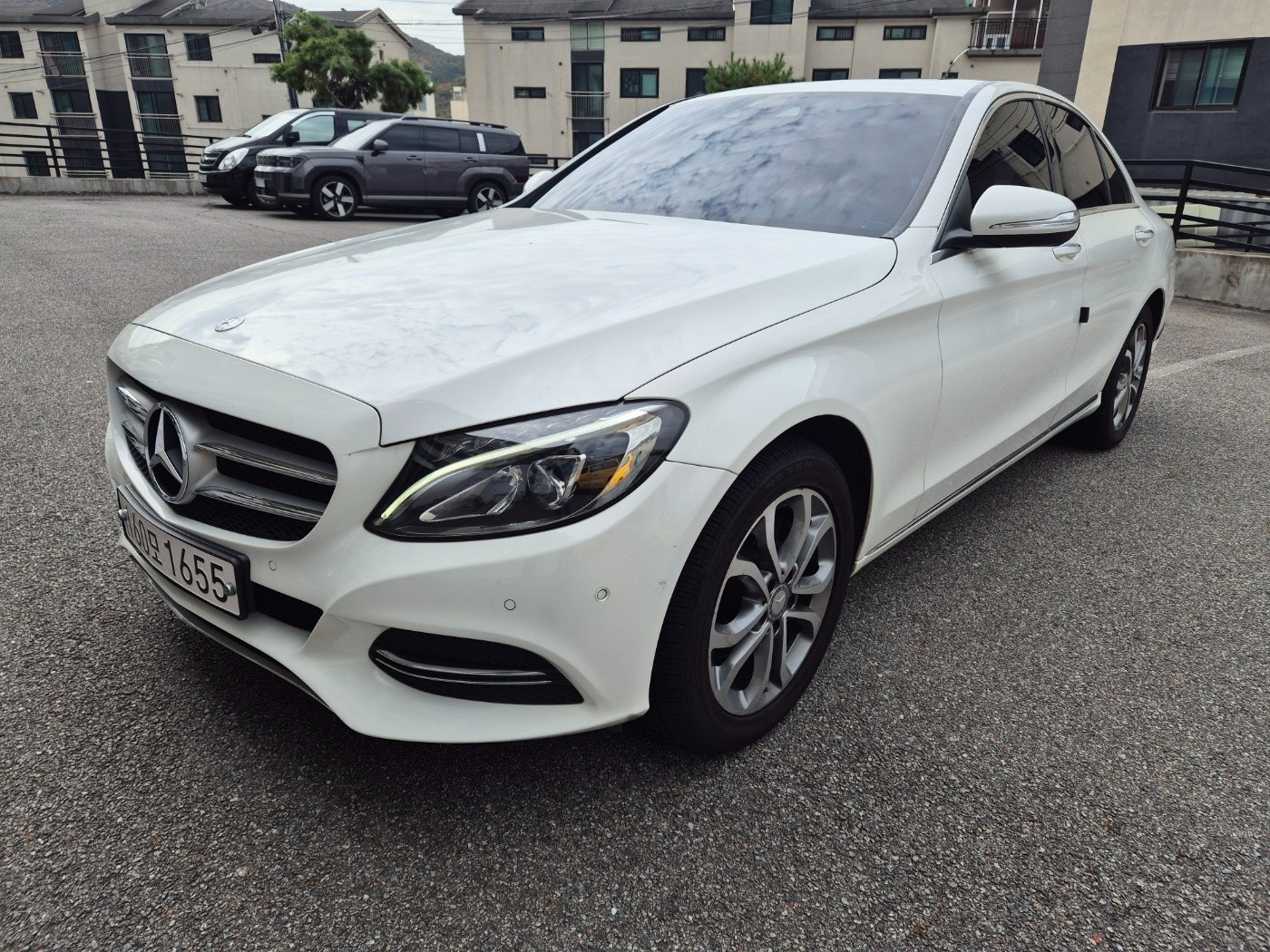 C 클래스 W205 C220 블루텍 (204마력)아방가르드 매물 썸네일